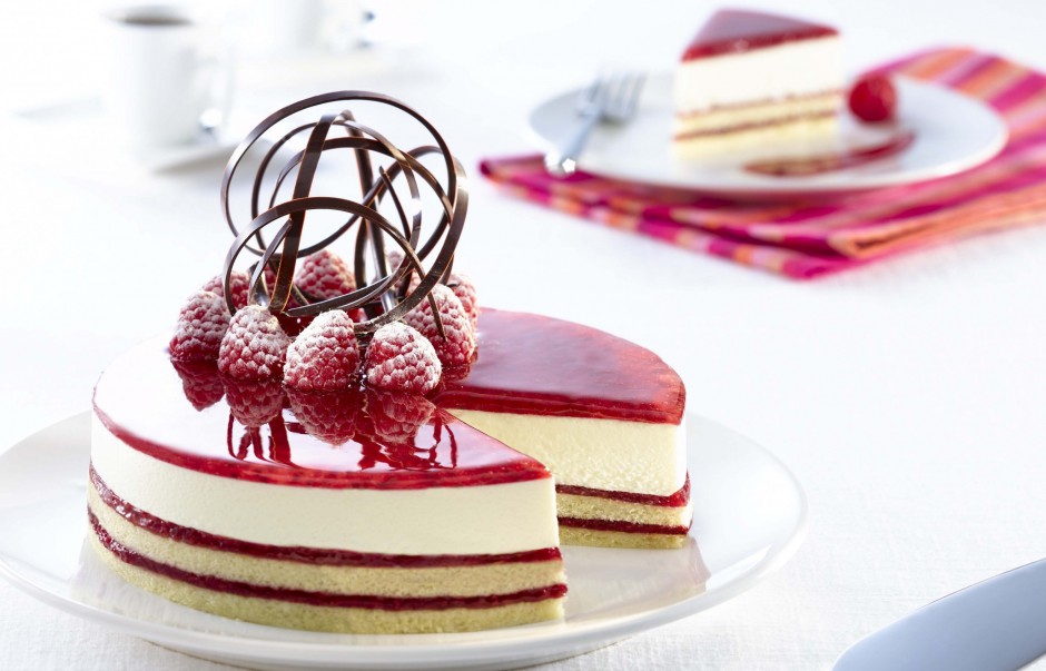 A Tempting Cake