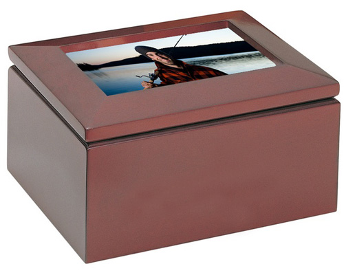 Personalized keepsake boxes