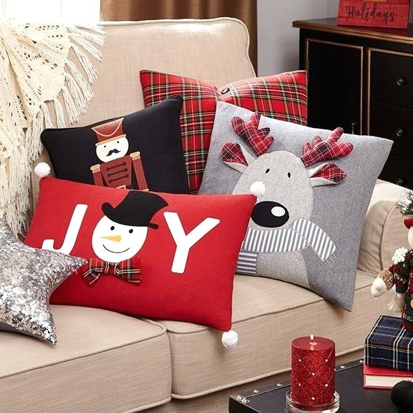 decorative christmas pillows
