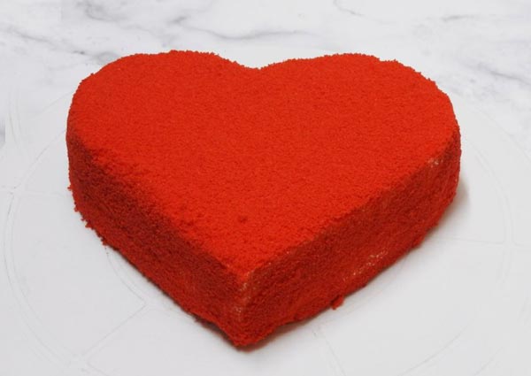 Heart-Shaped-Cakes