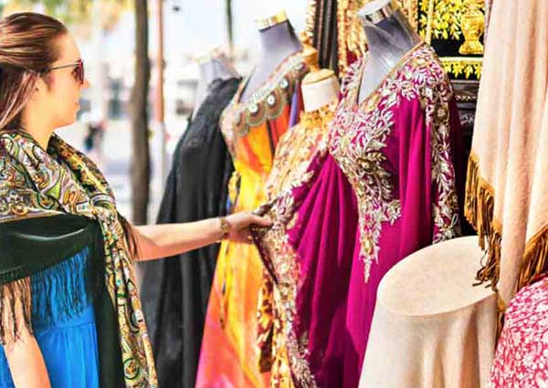 shopping for hijjab