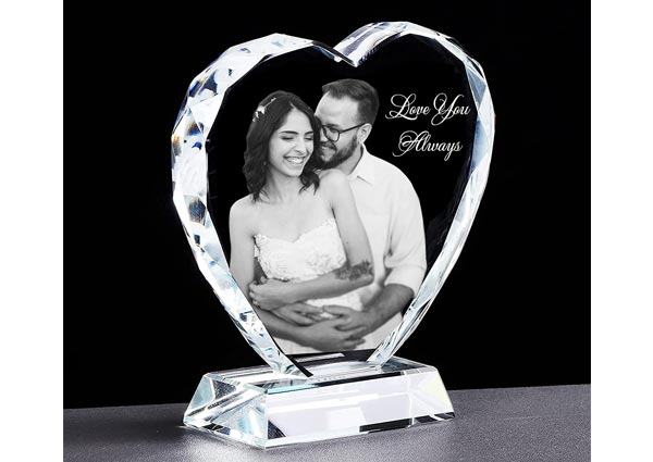 Personalized-Crystal-Gifts