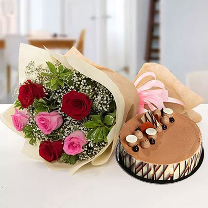 Gorgeous Roses Bouquet With Triple Chocolate Cake