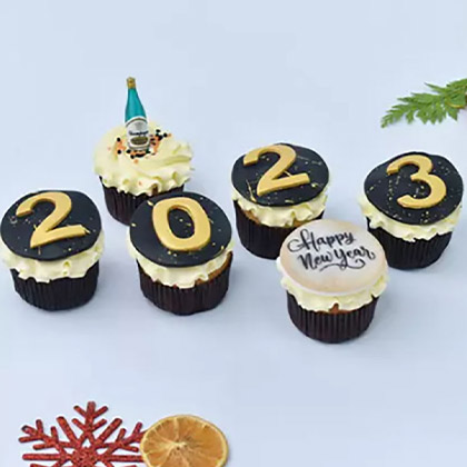 Happy New Year Cup Cakes 6 Pcs