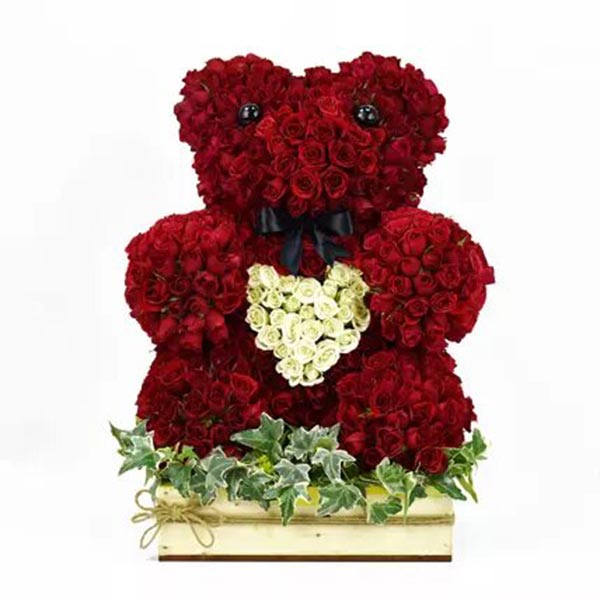 Fresh Rose Teddy with Heart